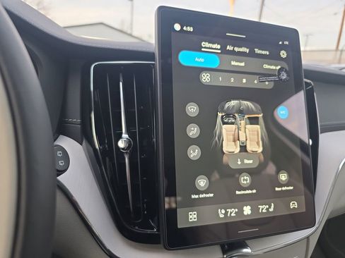 New 2026 Volvo XC60 B5 Ultra w/ Protection Package Premier image 29