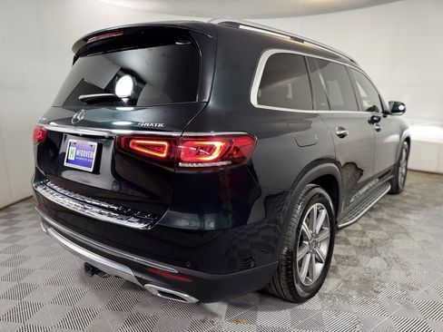 Used 2023 Mercedes-Benz GLS 450 4MATIC image 9