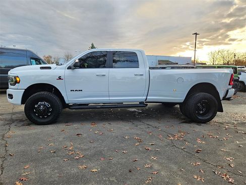 Certified 2020 RAM 3500 Big Horn w/ Night Edition image 4