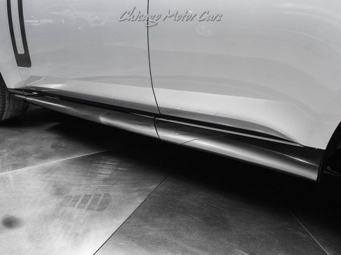 Used 2024 Land Rover Range Rover SE image 43