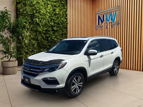 Used 2018 Honda Pilot Elite image 3