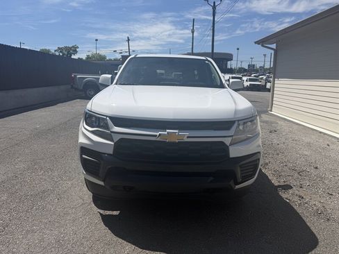 Used 2022 Chevrolet Colorado W/T w/ Custom Special Edition AWD/4WD image 4