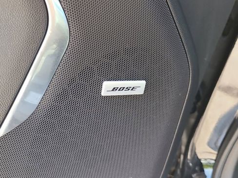 Used 2024 Chevrolet Suburban LT AWD/4WD image 17