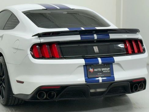 Used 2017 Ford Mustang Shelby GT350 image 31