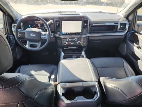 Used 2024 Ford F250 Lariat image 14