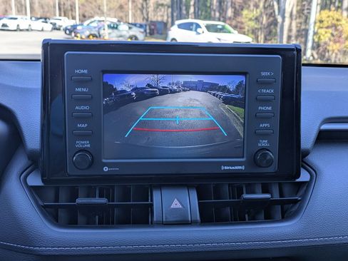 Used 2022 Toyota RAV4 XLE image 13