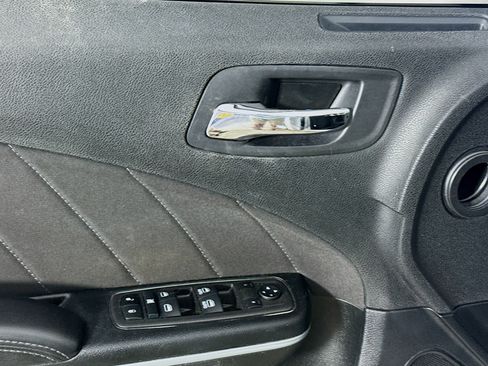 Used 2022 Dodge Charger SXT image 24
