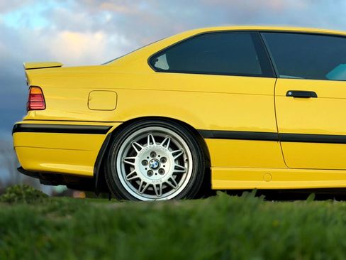 Used 1995 BMW M3 Coupe RWD image 15