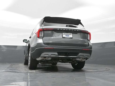 New 2026 Ford Explorer Active w/ Active Comfort Package image 23