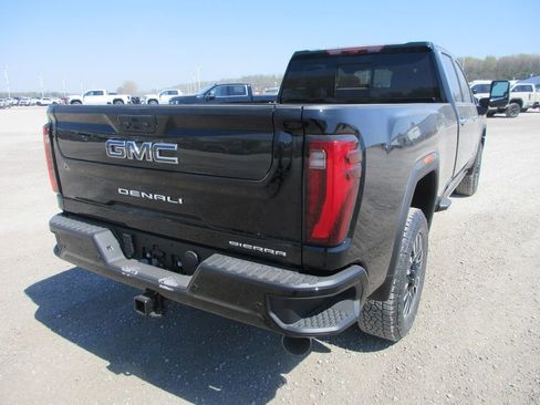 New 2026 GMC Sierra 3500 Denali Ultimate image 4
