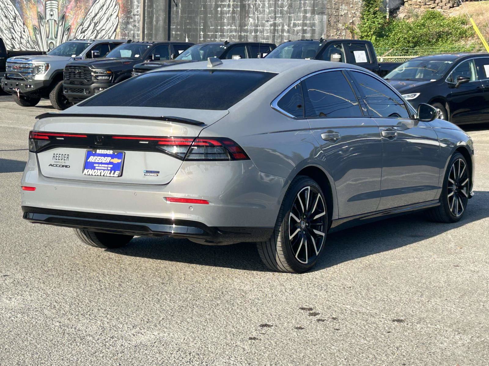 Used 2025 Honda Accord Touring image 7