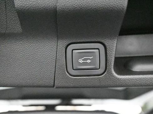 Used 2023 GMC Acadia SLE w/ Driver Convenience Package AWD/4WD image 14
