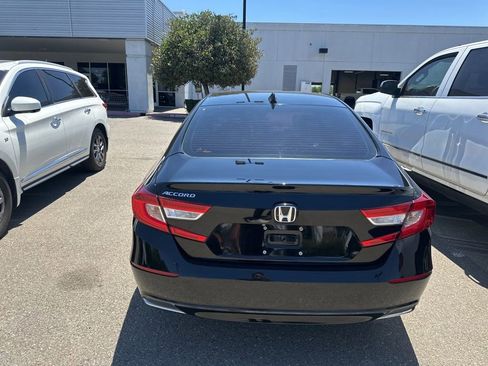 Used 2018 Honda Accord LX image 5