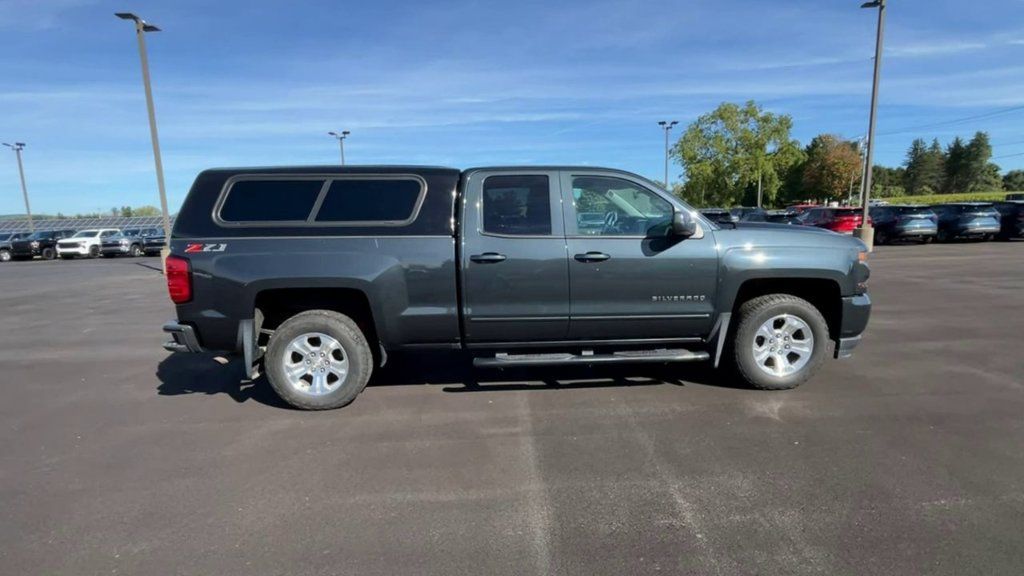 Used 2019 Chevrolet Silverado 1500 LT w/ All Star Edition AWD/4WD image 9
