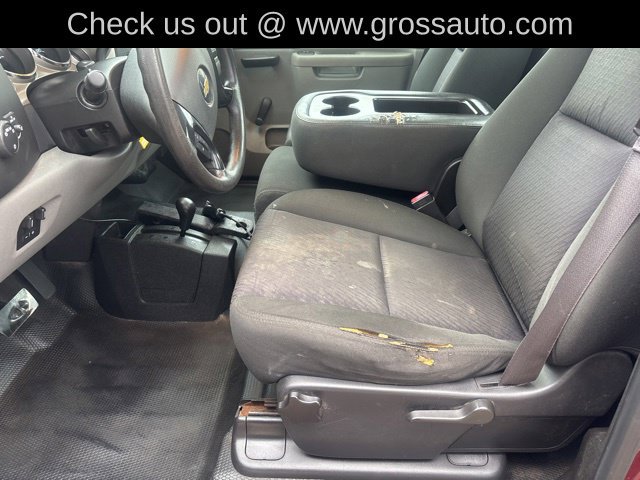Used 2014 Chevrolet Silverado 2500 W/T w/ Snow Plow Prep Package AWD/4WD image 9
