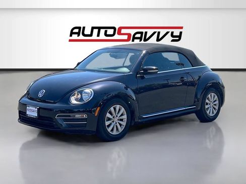 Used 2018 Volkswagen Beetle 2.0T S FWD image 3