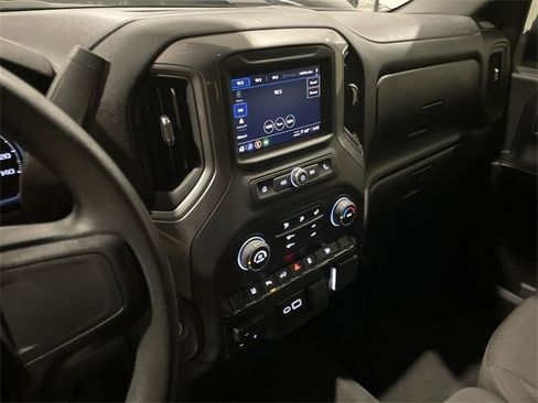 Used 2025 Chevrolet Silverado 2500 Custom w/ Custom Value Package image 22