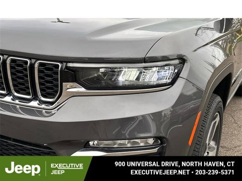 Used 2023 Jeep Grand Cherokee 4WD 4xe w/ Luxury Tech Group II image 7