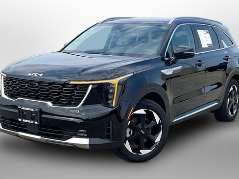 Used 2025 Kia Sorento EX w/ EX Panoramic Sunroof Package AWD/4WD image 13