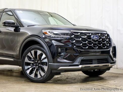 Used 2026 Ford Explorer Platinum w/ LUX Leather Package AWD/4WD image 6