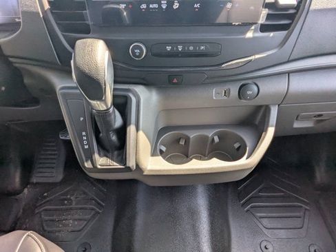 New 2026 Ford Transit 250 148 Medium Roof w/ Load Area Protection Package RWD image 20