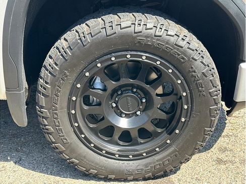 Used 2020 GMC Sierra 1500 Elevation w/ Elevation Value Package AWD/4WD image 10