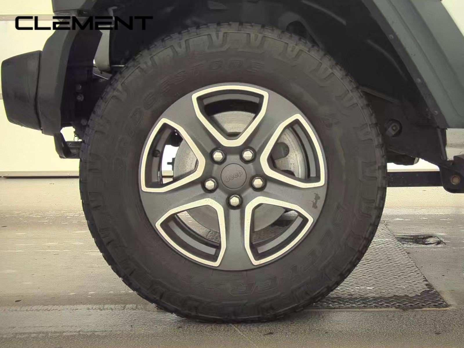 Used 2020 Jeep Wrangler Sport AWD/4WD image 4