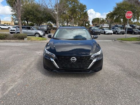 Used 2025 Nissan Sentra SV image 8