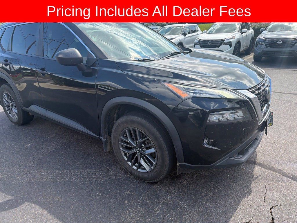 Used 2021 Nissan Rogue S AWD/4WD image 1