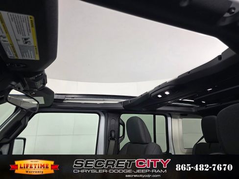 New 2026 Jeep Wrangler Unlimited Sport image 27