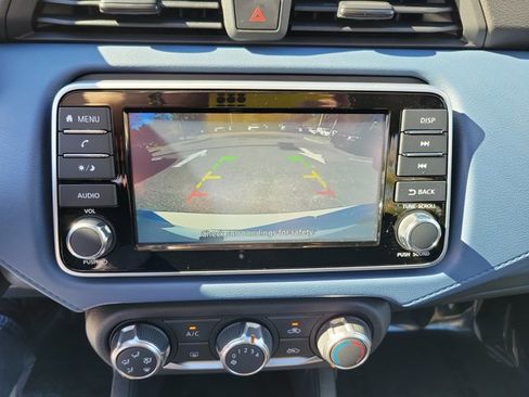 Used 2025 Nissan Versa SV w/ Trunk Package FWD image 23