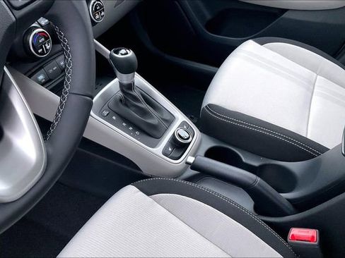 New 2026 Hyundai Venue SEL image 8