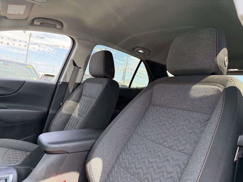 Used 2023 Chevrolet Equinox LT image 11