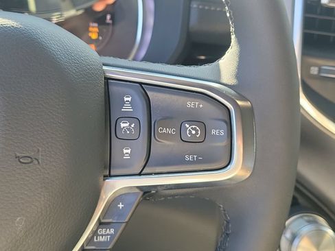Used 2026 RAM 1500 Laramie AWD/4WD image 24