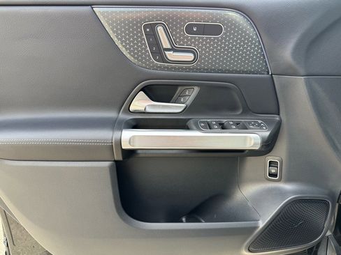 Certified 2024 Mercedes-Benz GLB 250 image 15