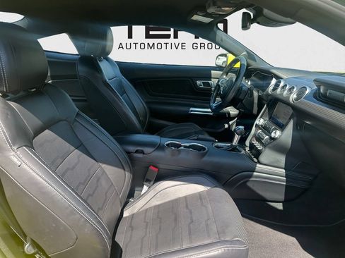 Used 2021 Ford Mustang GT Premium w/ GT Performance Package RWD image 26