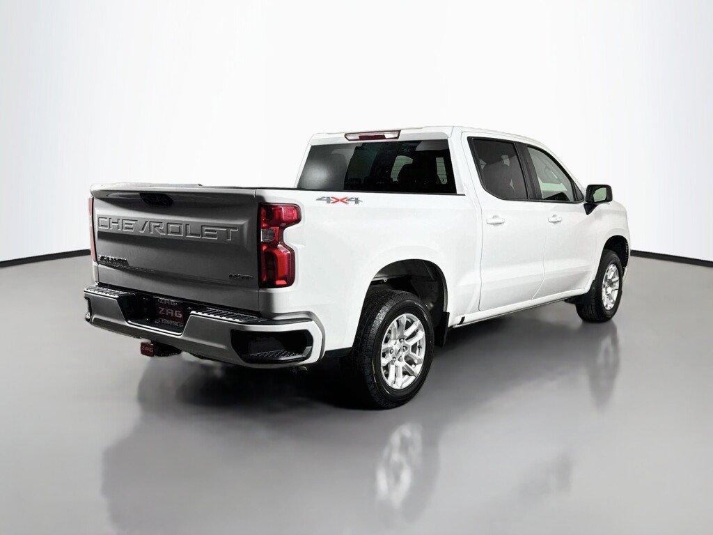 Used 2026 Chevrolet Silverado 1500 RST AWD/4WD image 5