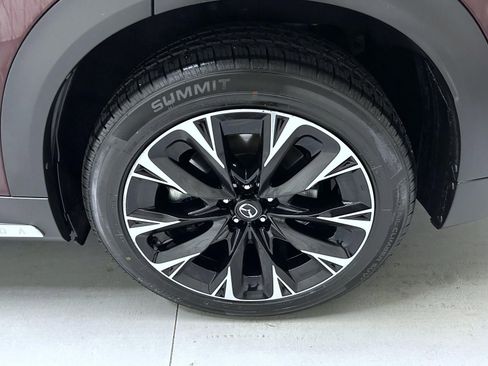 Certified 2024 MAZDA CX-90 Plug-In Hybrid w/ Premium Plus AWD/4WD image 23