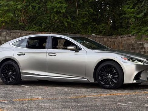 Certified 2020 Lexus LS 500 AWD w/ Interior Upgrade Package image 3