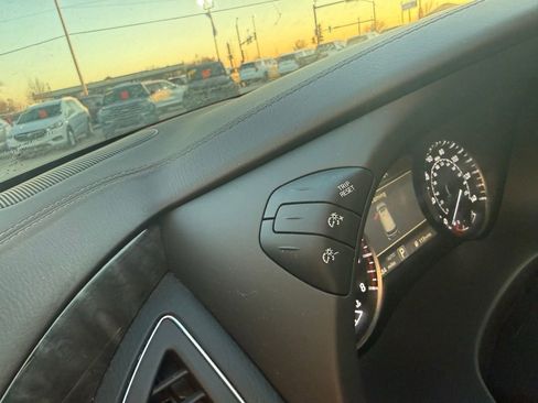 Used 2021 Nissan Armada Platinum w/ Captain's Chairs Package image 17