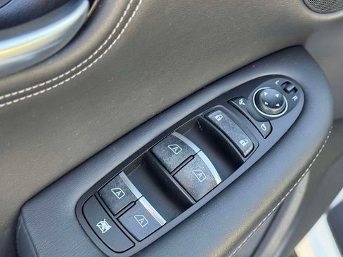 Used 2025 INFINITI QX55 Luxe w/ Cargo Package image 16