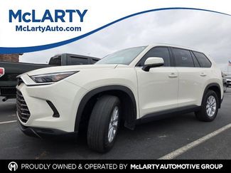 Used 2024 Toyota Grand Highlander XLE video 1