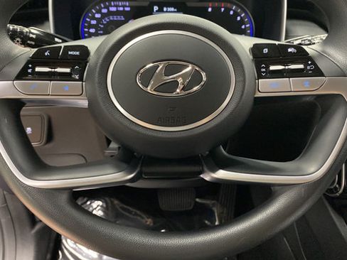 Certified 2023 Hyundai Tucson SEL AWD/4WD image 16