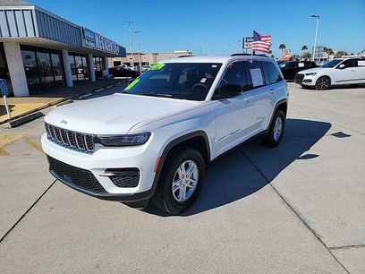Used 2025 Jeep Grand Cherokee Laredo