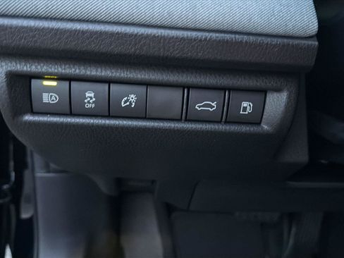 Used 2025 Toyota Camry LE w/ Convenience Package AWD/4WD image 19