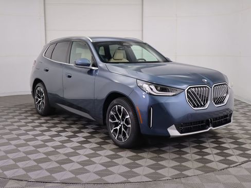 Used 2026 BMW X3 xDrive30 image 4