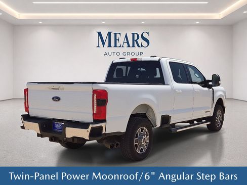 Used 2024 Ford F350 Lariat w/ FX4 Off-Road Package AWD/4WD image 6