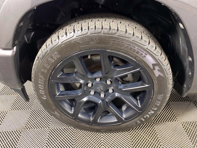 Used 2020 RAM 1500 Laramie AWD/4WD image 9