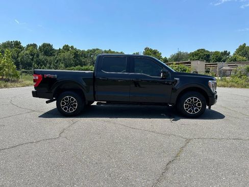 Used 2022 Ford F150 Lariat w/ Equipment Group 502A High AWD/4WD image 9