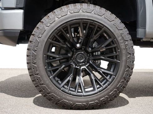 Used 2024 GMC Sierra 1500 AT4 image 36